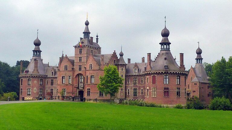 Vivre à Deinze : un aperçu des dépenses courantes