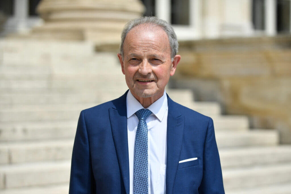 Qui est Hubert Brigand ?