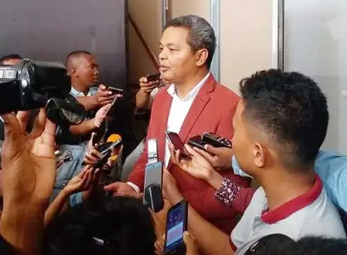 Tahina Razafinjoelina: rencontre diplomatique et équité électorale