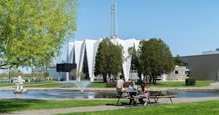 Le Cégep Marie-Victorin : Un phare éducatif à Montréal