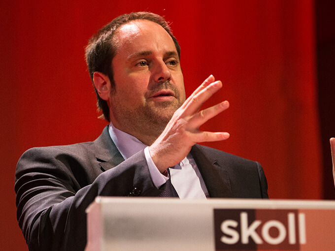 Qui est Jeffrey Skoll ?