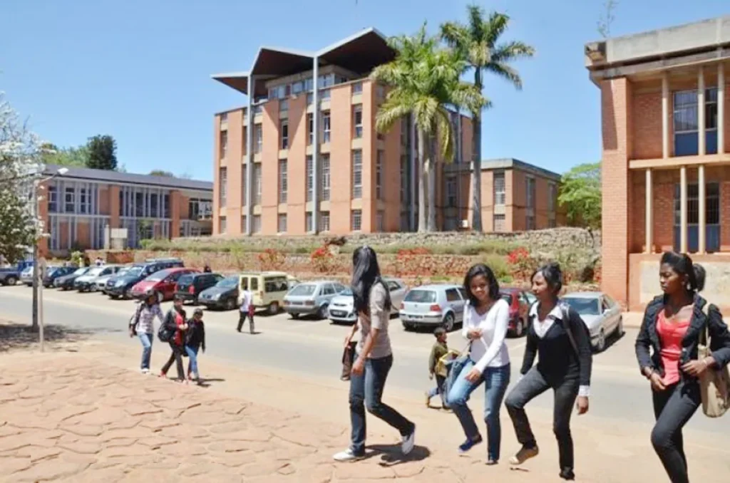Reprise imminente des cours dans certaines universités publiques