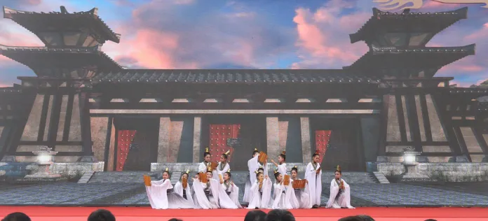 Zibo célèbre l’héritage de Qi lors d’un festival culturel grandiose