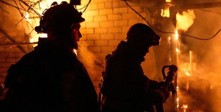 Nouvelles attaques de drones en Ukraine : résistance et victimes