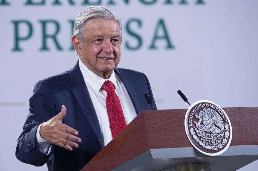 Qui est Andrés Manuel López Obrador ?
