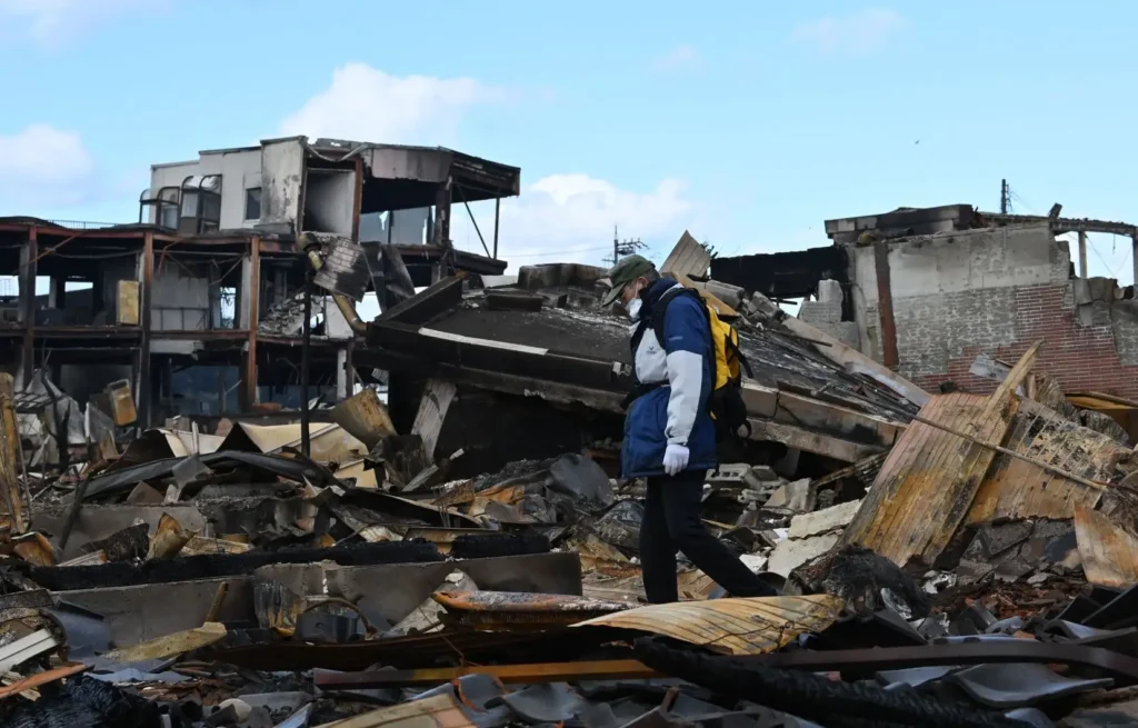 Japon : les espoirs de retrouver des survivants s’amenuisent après le séisme du nouvel an