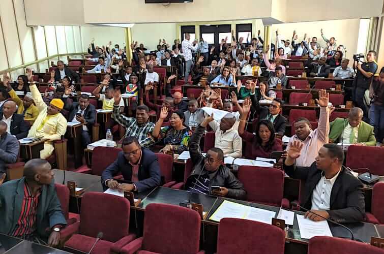 Adoption du nouveau Code du Travail à l’Assemblée nationale