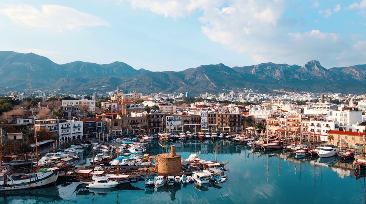 Chypre : un paradis méditerranéen aux défis de sécurité uniques