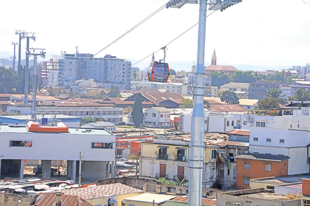 Téléphérique : trois cabines en phase de test