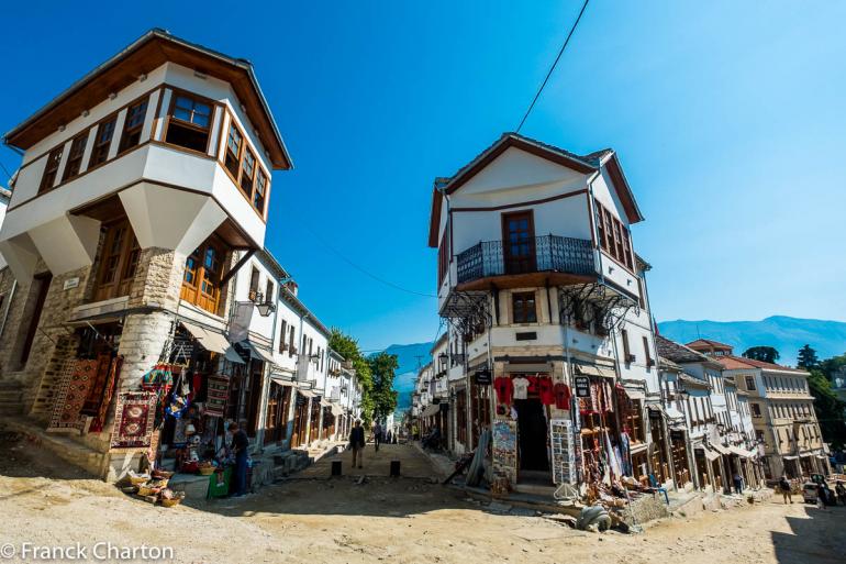 S’expatrier en Albanie : l’aventure dans les Balkans méditerranéens