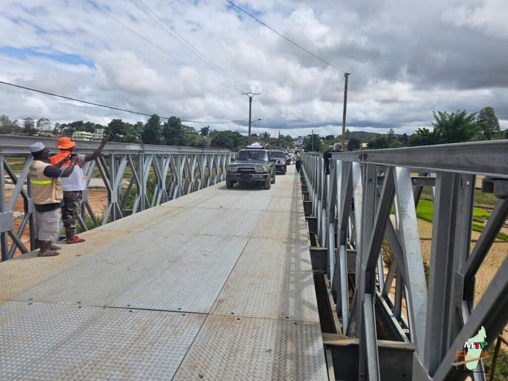 Nouveau pont modulaire sur la RN7 : réouverture de la circulation pour tous les véhicules