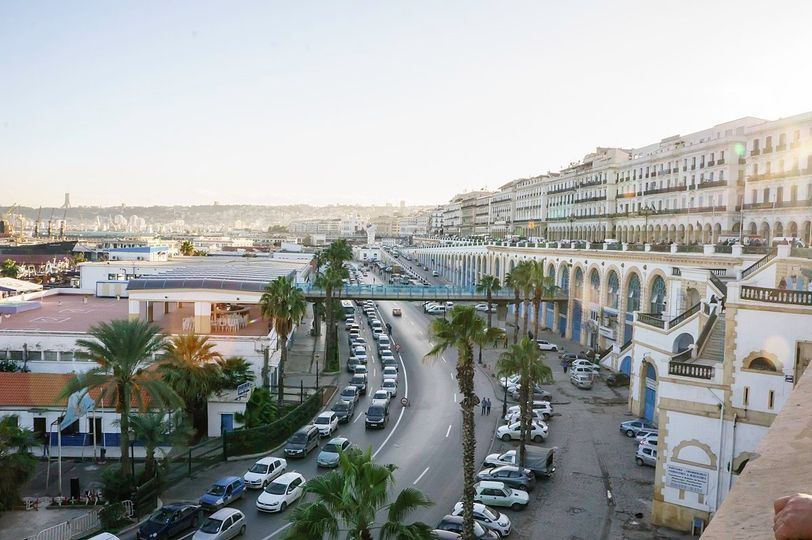 Le salaire minimum à Alger