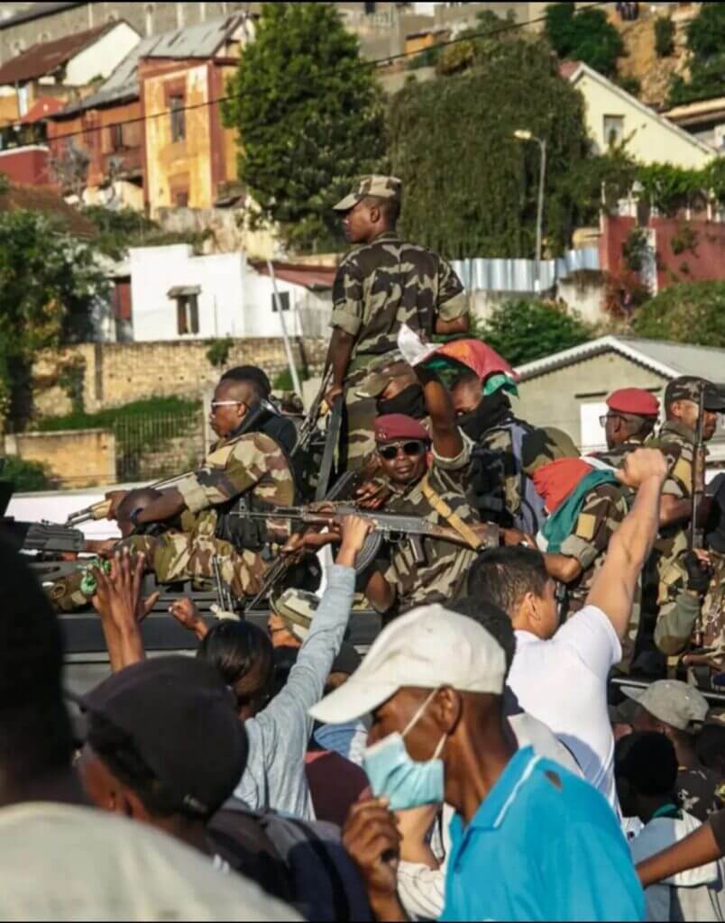 L’armée malgache s’invite dans la crise : un tournant décisif dans la crise nationale