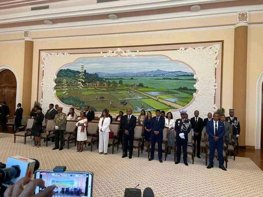 Le Gouvernement de la Refondation : une nouvelle équipe pour une nouvelle ère politique à Madagascar