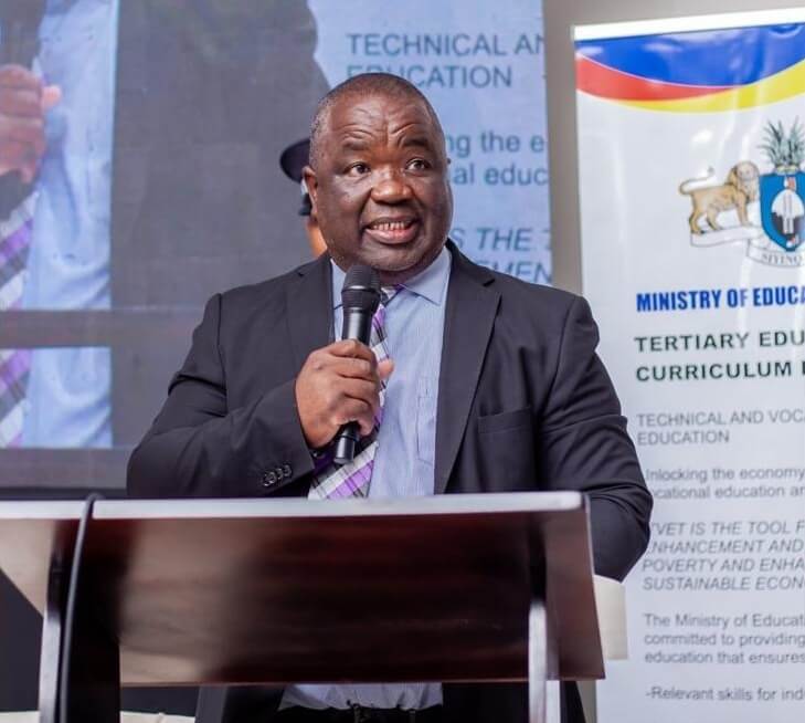 Qui est Owen Nxumalo ?