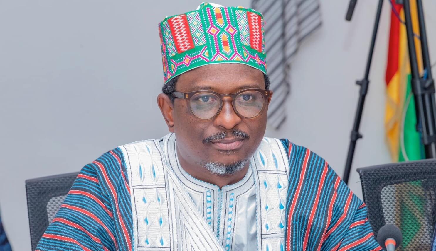 Qui est Alpha Bacar Barry ?