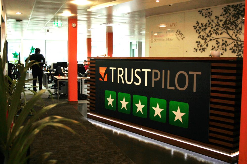 Trustpilot : le roi des faux avis