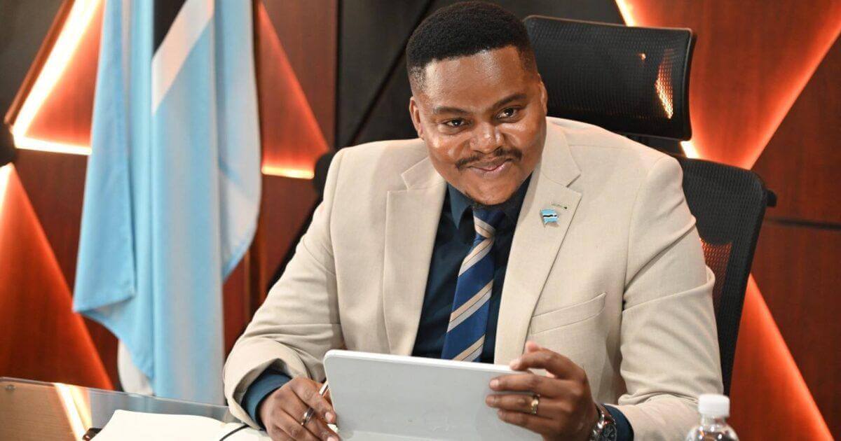 Qui est Jacob Kelebeng, l’homme politique ?